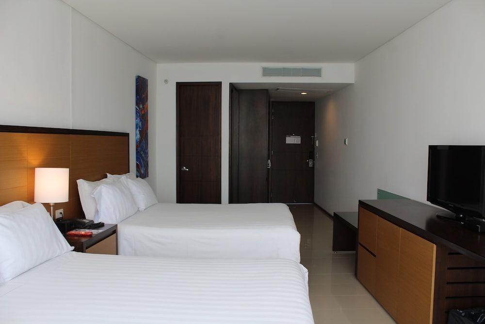 Estelar Alto Prado Barranquilla  Exterior foto A room at the hotel
