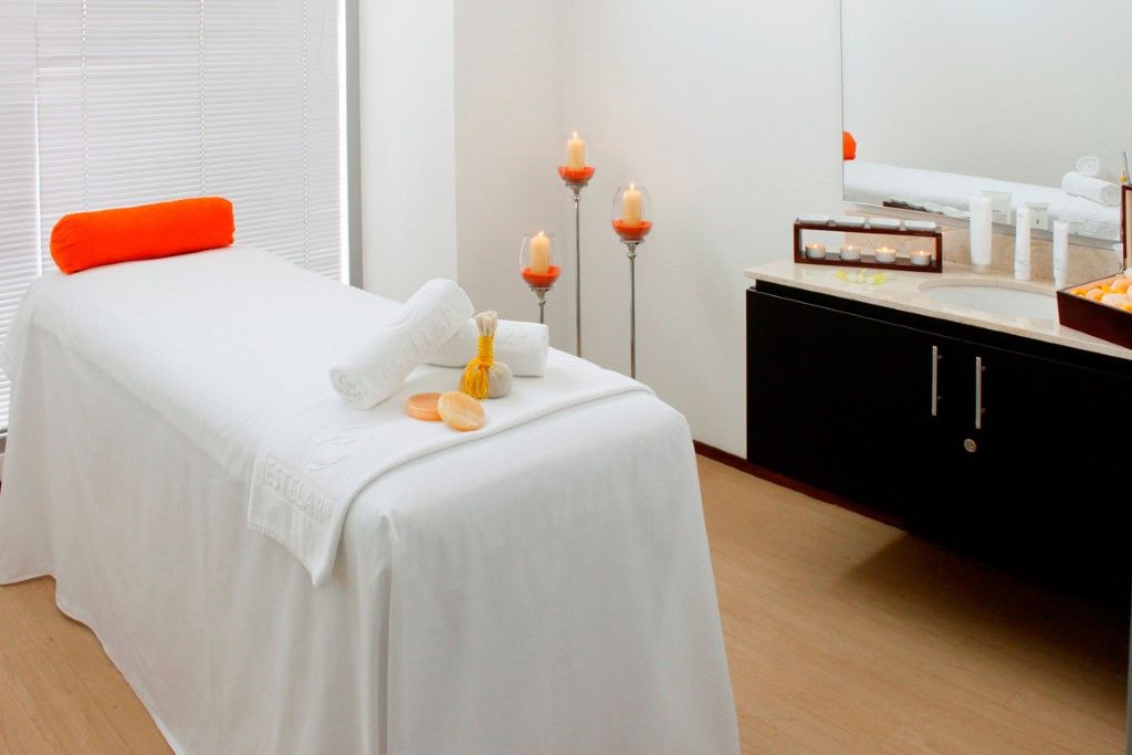 Estelar Alto Prado Barranquilla  Exterior foto A massage bed